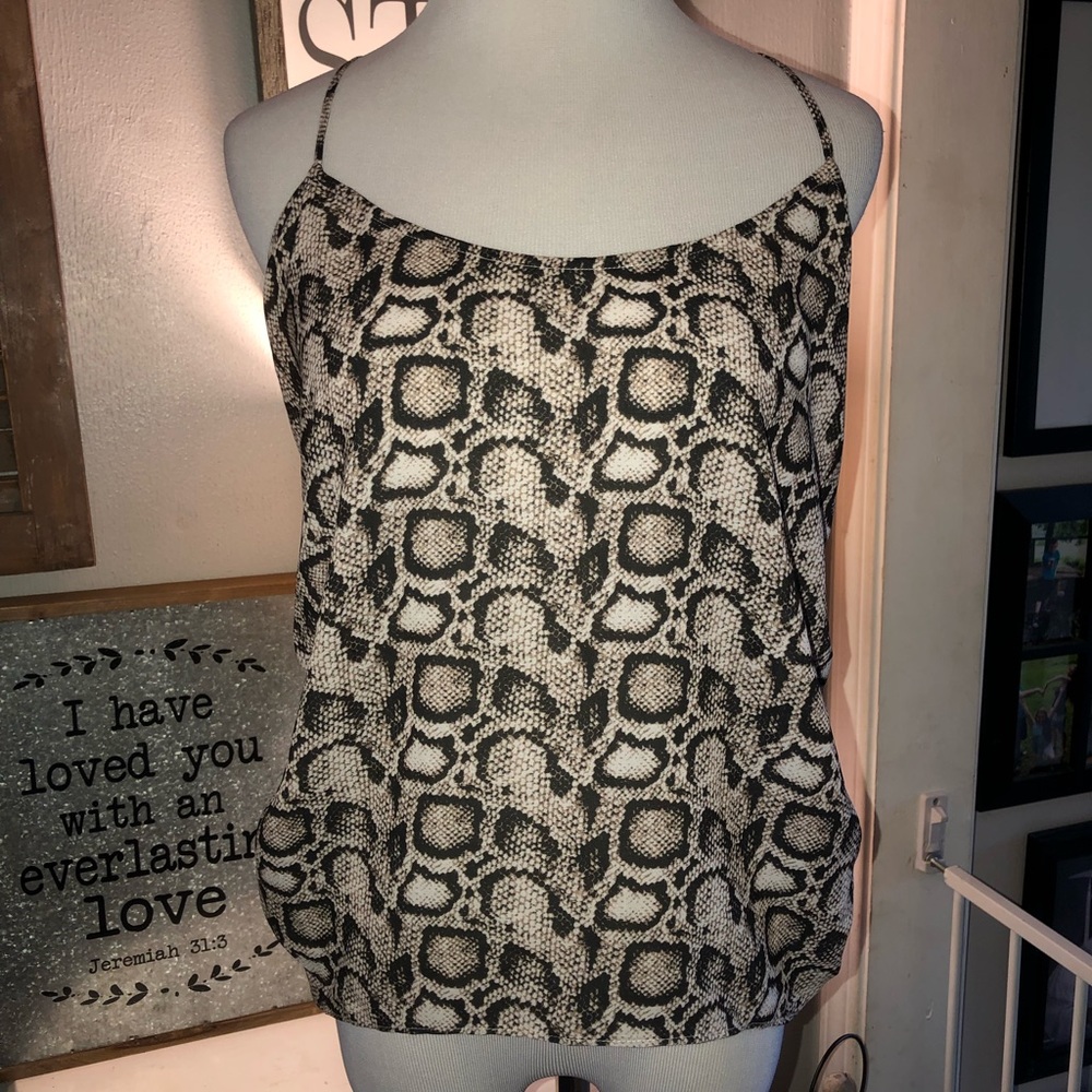 NWOT Good American tank top blouse. Size 4 (XL).